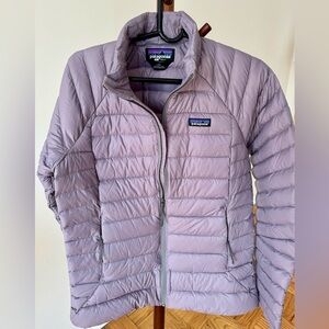 Patagonia Women’s Down Sweater Lightweight Quilted Jacket - Lavender